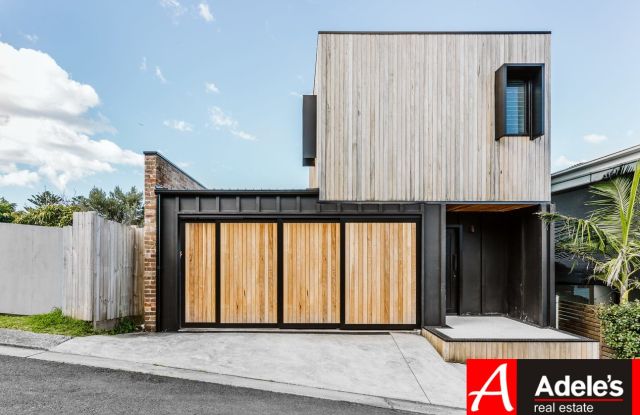 758 Lawrence Hargrave Drive, Coledale - photo 2
