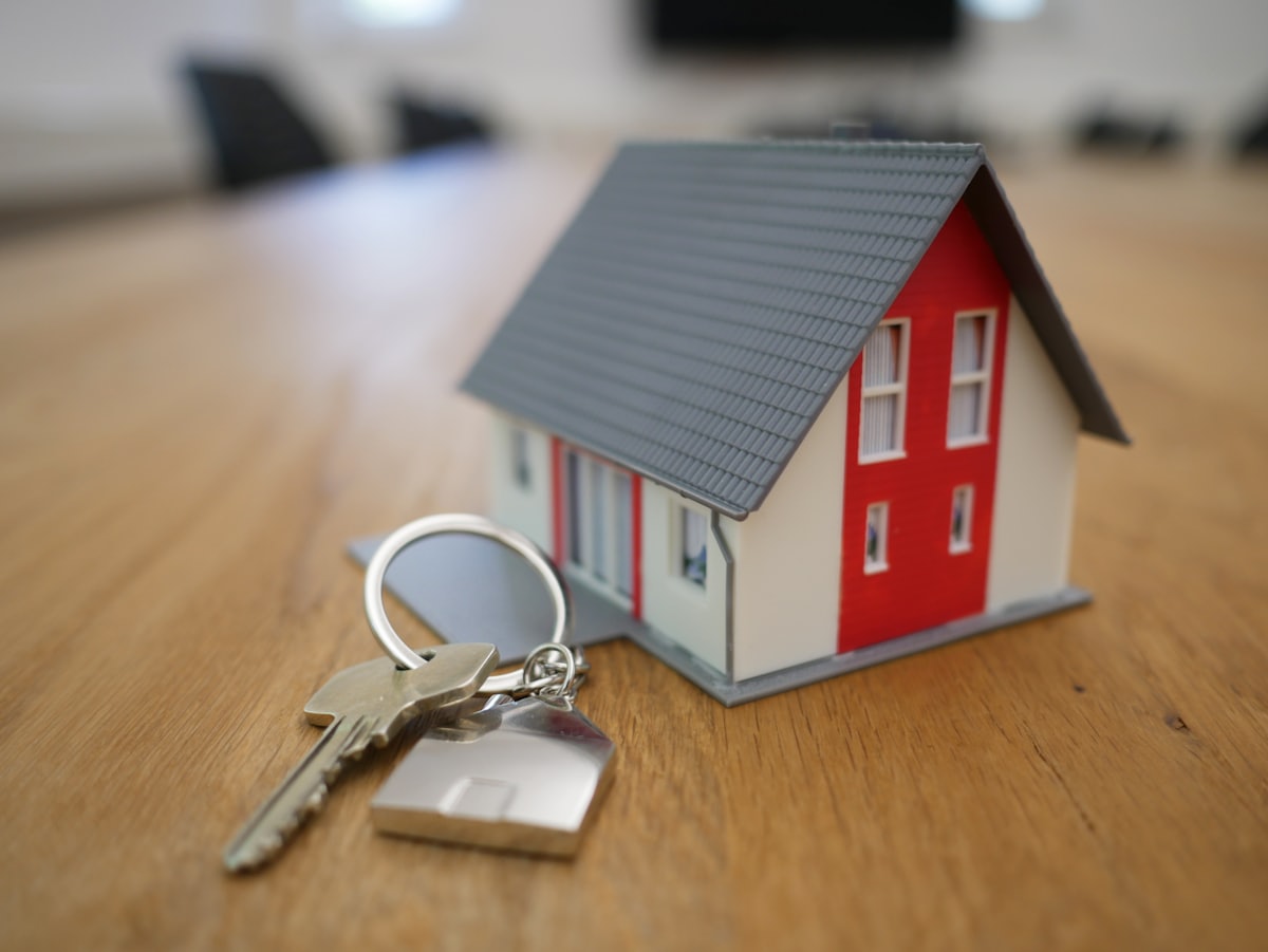 Handing over keys after a successful sale